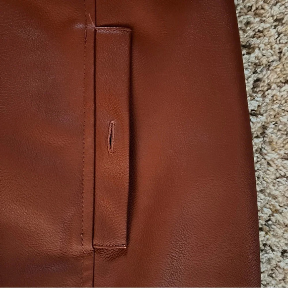 LOFT faux leather camel skirt, Size 6 - Picture 3 of 9